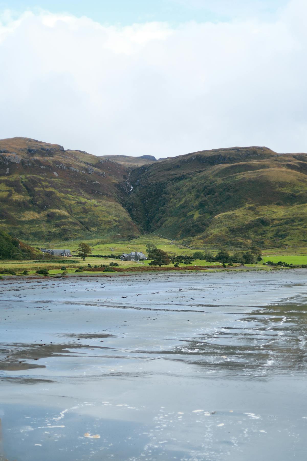 Edinburgh Castle and skyline — Scotland road trip