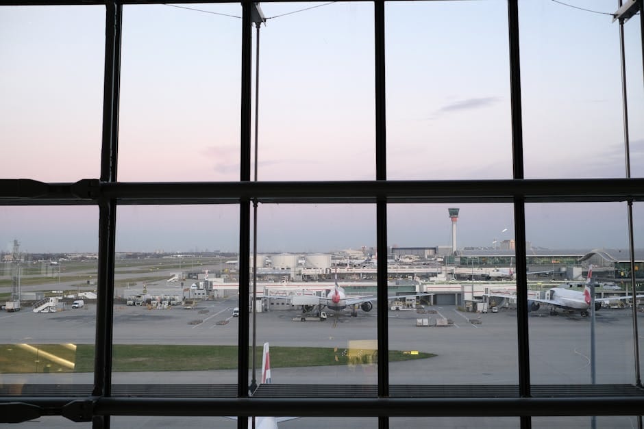 london gatwick airport vs heathrow traveler tips 2026