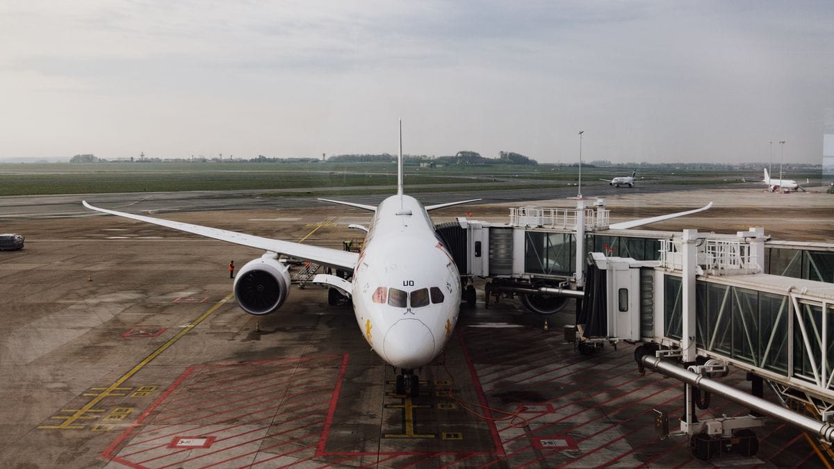 UK airport transit rules ETA requirement 2026